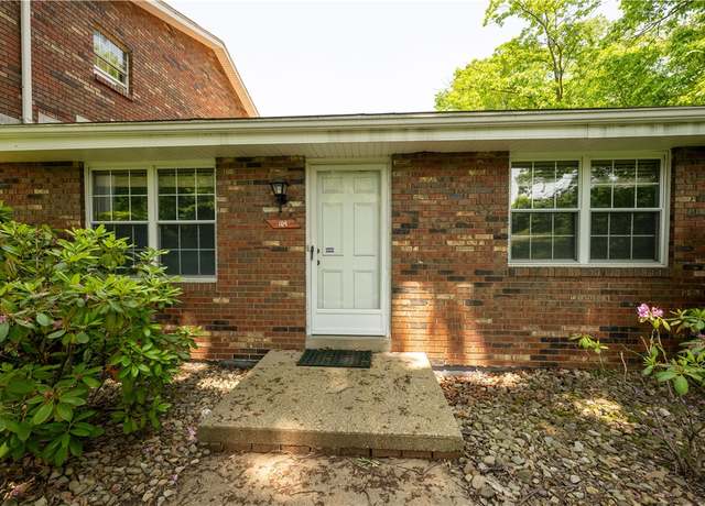 Property at 2902 Darlington Rd #104, Chippewa Twp, PA 15010, 2 beds, 1.5 baths