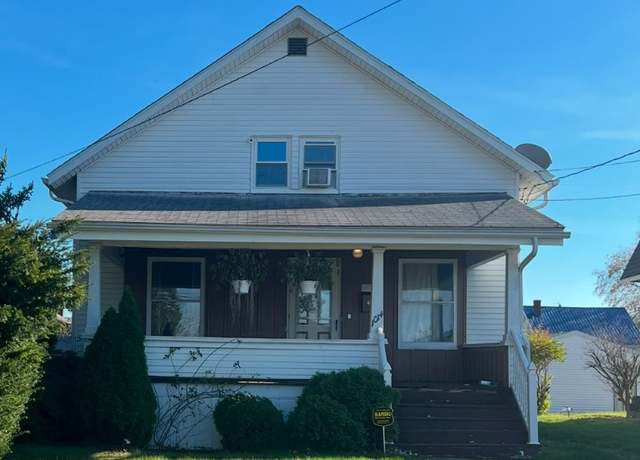 Property at 1014 Winslow Ave, New Castle/4th, PA 16101, 3 beds, 1.5 baths