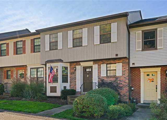 Property at 587 Thorncliffe Dr, Robinson Twp - Nwa, PA 15205, 2 beds, 2.5 baths