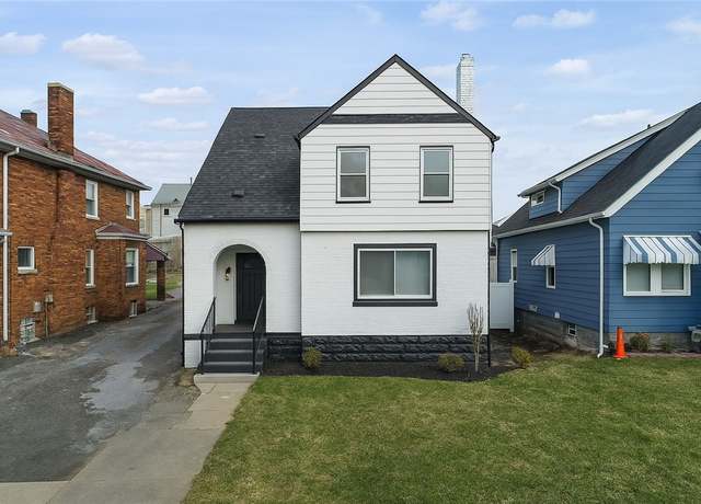 Property at 1119 Ohio St, Mckeesport, PA 15132, 4 beds, 2.5 baths