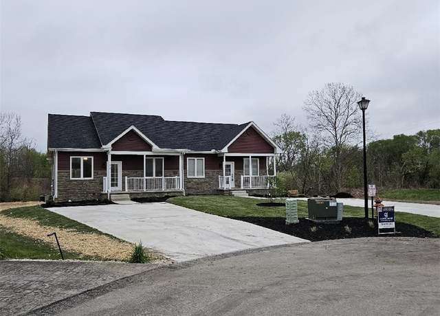 Property at 802 Wimbledon Dr, Mt. Pleasant Twp - Wml, PA 15666, 2 beds, 1 bath