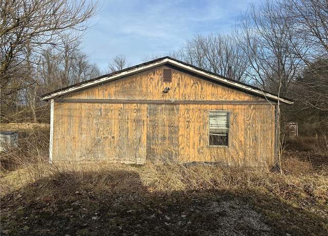 Property at 119 6th St, Rayburn Twp, PA 16201, 2 beds, 0.5 baths