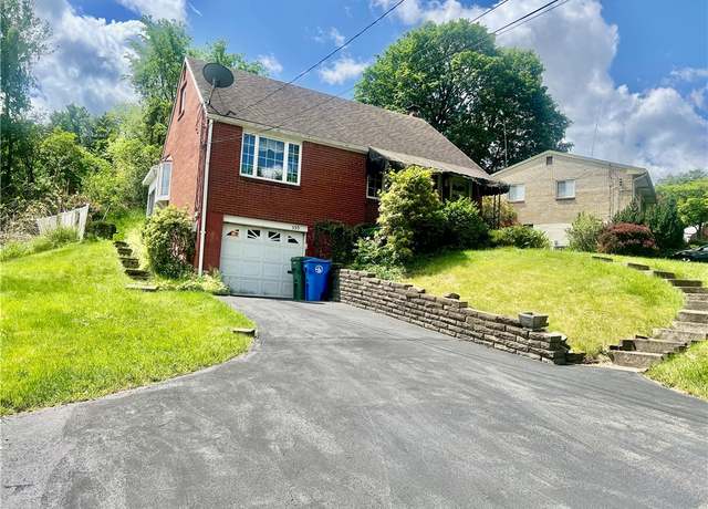 Property at 535 Glen Shannon Dr, Castle Shannon, PA 15234, 3 beds, 1.5 baths