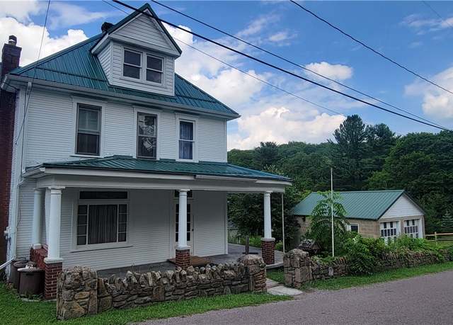 Property at 114 Village Rd, Listie, PA 15549, 3 beds, 2 baths
