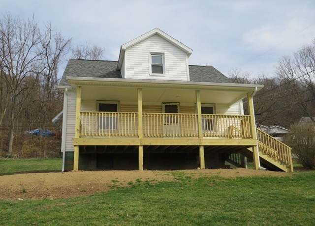 Property at 501 Adams St, West Newton, PA 15089, 3 beds, 1.5 baths