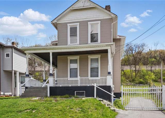 Property at 66 Thomas St, Crafton, PA 15205, 3 beds, 2 baths