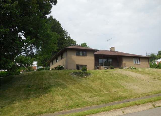 Property at 1118 Fairlane Dr, Hopewell Twp - Bea, PA 15001, 4 beds, 2 baths