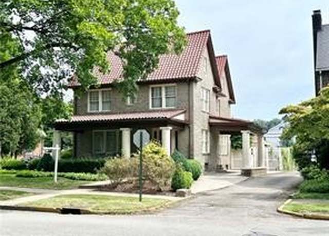 Property at 250 N Water St, Kittanning Boro, PA 16201, 4 beds, 3.5 baths