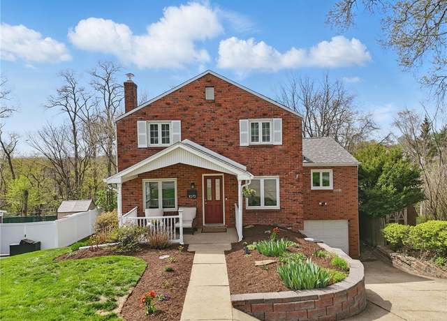 Property at 1072 Greenlawn Dr, Green Tree, PA 15220, 3 beds, 2 baths