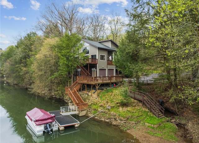 Property at 209 Claypoole Hill Rd, Bethel Twp, PA 16226, 4 beds, 3.5 baths