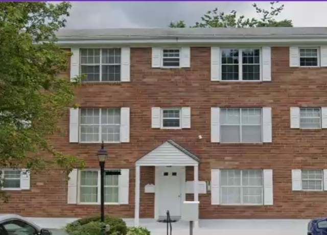Property at 7 Hiland Valley Dr #705, Ross Twp, PA 15229, 2 beds, 1 bath