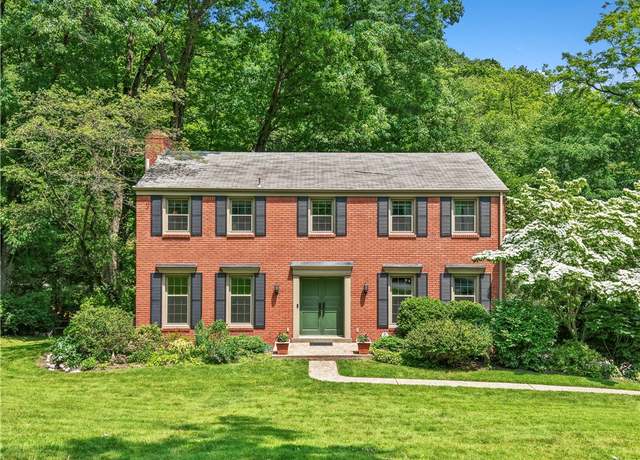 Property at 105 Woodshire Dr, O'hara, PA 15215, 5 beds, 3.5 baths