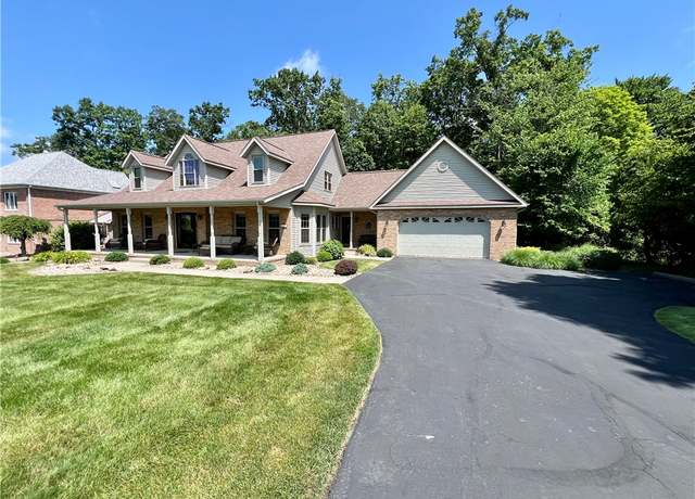Property at 245 Chippewa Dr, Neshannock Twp, PA 16105, 4 beds, 4.5 baths