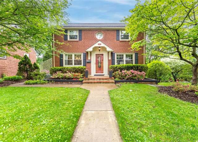 Property at 350 Tampa Ave, Mt. Lebanon, PA 15228, 3 beds, 2.5 baths