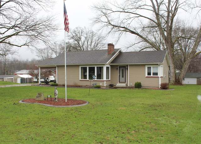 Property at 192 S Franklin St, Cochranton Boro, PA 16314, 2 beds, 1 bath