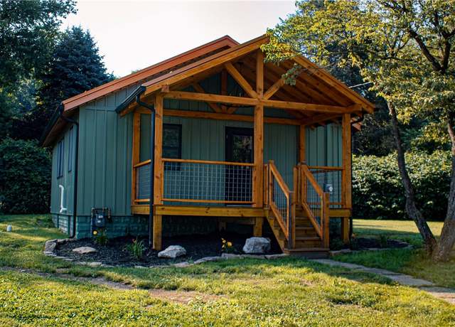 Property at 1214 Wysocki Ave, North Apollo, PA 15673, 2 beds, 1 bath