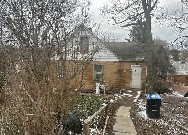 Property at 148 Zimmerle Dr, Center Twp - Bea, PA 15001, 3 beds, 2 baths