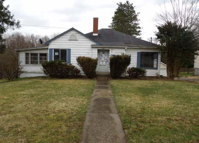 Property at 446 E Beaver St, Mercer Boro - Mer, PA 16137, 2 beds, 1 bath