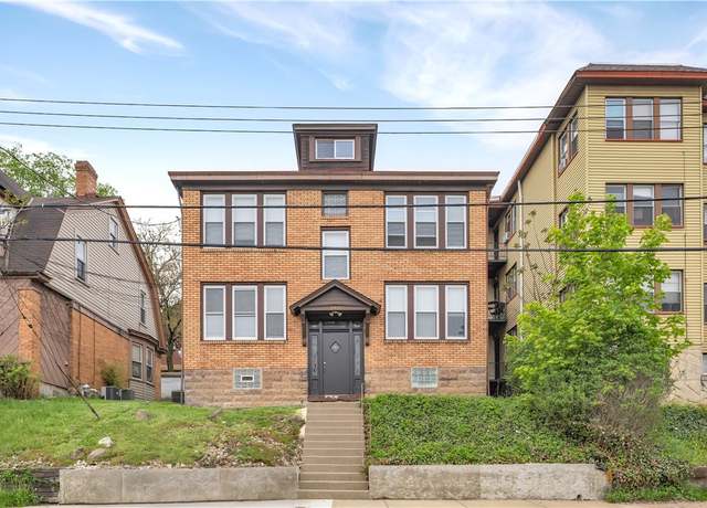 Property at 2832 Clermont Ave, Brentwood, PA 15227, 8 beds, 4 baths