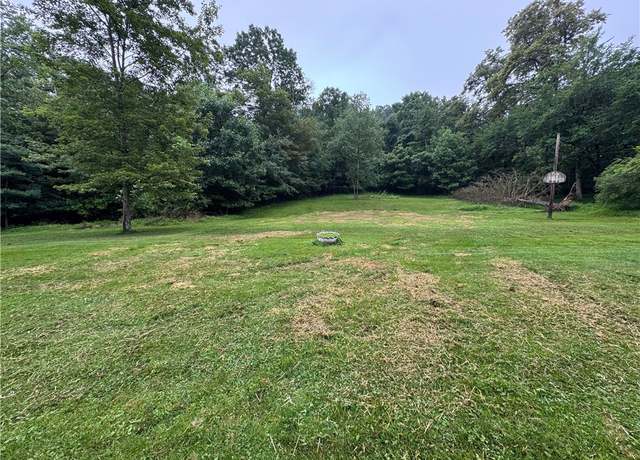 Property at 338 Downes Rd, Hempfield Twp - Wml, PA 15644
