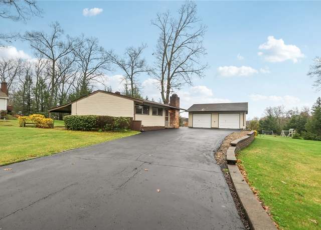 Property at 204 Oakland Ave, Twp Of But Sw, PA 16001, 2 beds, 1 bath