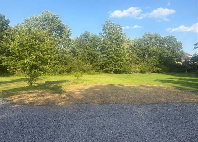 Property at 115 Fenster Ln, Prospect Boro, PA 16052