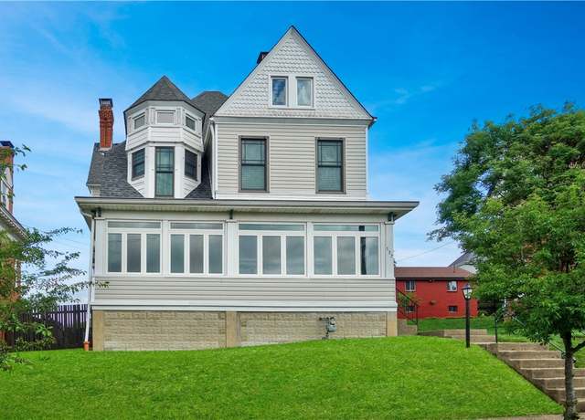 Property at 537 E Chestnut St, E Washington Boro, PA 15301, 4 beds, 2 baths