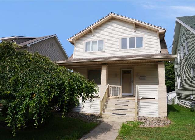 Property at 1605 E Washington St, New Castle/4th, PA 16101, 3 beds, 2 baths