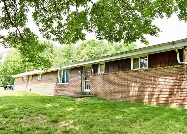 Property at 207 Munntown Rd, Nottingham, PA 15330, 3 beds, 2 baths