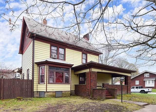 Property at 38 1st Ave, Greenville Boro - Mer, PA 16125, 3 beds, 1.5 baths