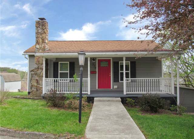 Property at 776 W Vine St, Mt. Pleasant Boro, PA 15666, 2 beds, 2 baths