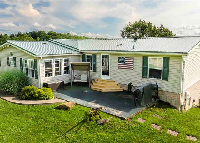 Property at 175 Warne Ln, South Franklin, PA 15301, 5 beds, 3.5 baths