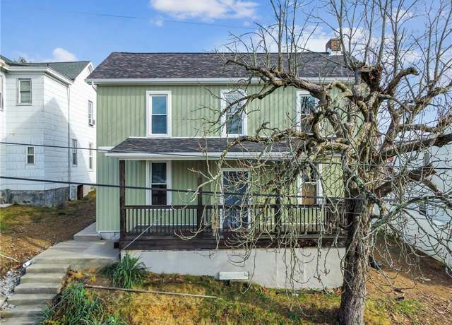Property at 627 Spruce St, Irwin, PA 15642, 3 beds, 2 baths