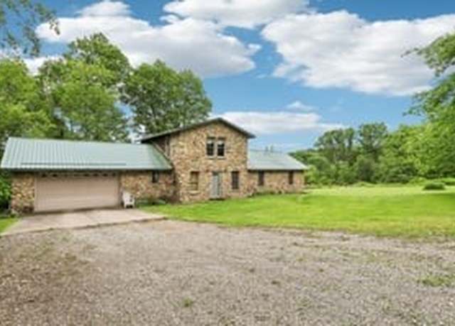 Property at 929 Al Smith Dr, Kennedy Twp, PA 15136, 3 beds, 2.5 baths