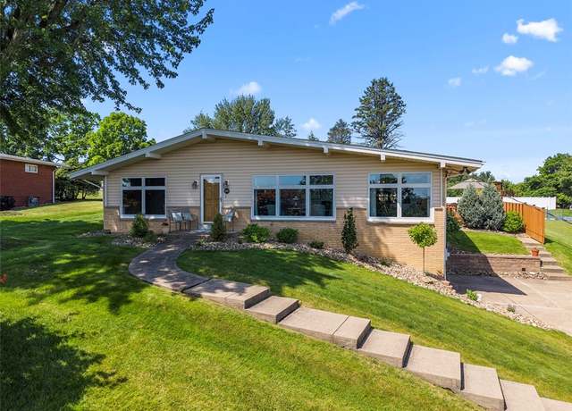 Property at 367 Crescent Dr, Canton Twp, PA 15301, 4 beds, 3 baths
