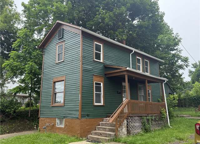 Property at 240 2nd Ave, Sharon, PA 16146, 3 beds, 1 bath