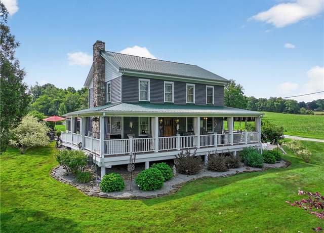 Property at 160 Railroad St, Hempfield Twp - Wml, PA 15665, 6 beds, 4.5 baths