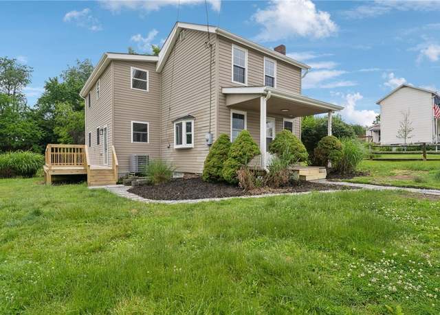 Property at 1004 Government Rd, Penn Twp - Wml, PA 15642, 3 beds, 3 baths