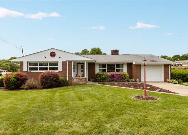 Property at 135 Gourley Ln, Center Twp - Bea, PA 15061, 3 beds, 1.5 baths