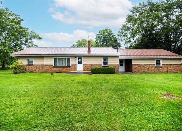 Property at 2712 State Route 351, Little Beaver Twp, PA 16120, 3 beds, 2.5 baths