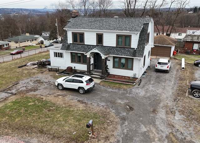 Property at 1606 15th St, Beaver Falls, PA 15010, 3 beds, 1.5 baths