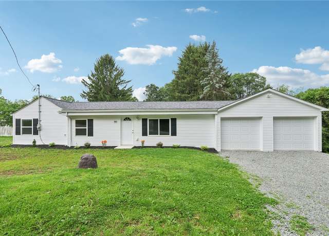 Property at 105 Becks Run Rd, Moon/crescent Twp, PA 15108, 2 beds, 1 bath