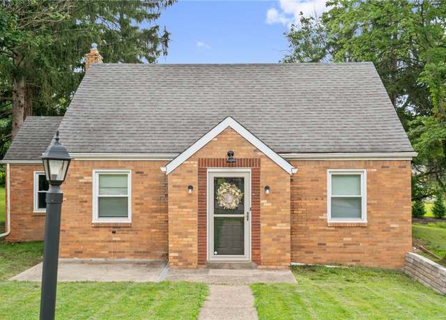 Property at 222 Elfinwild Ln, Shaler, PA 15116, 3 beds, 1.5 baths