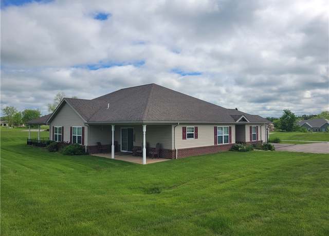 Property at 422 Stewart Ln, Liberty Twp, PA 16127, 3 beds, 2 baths
