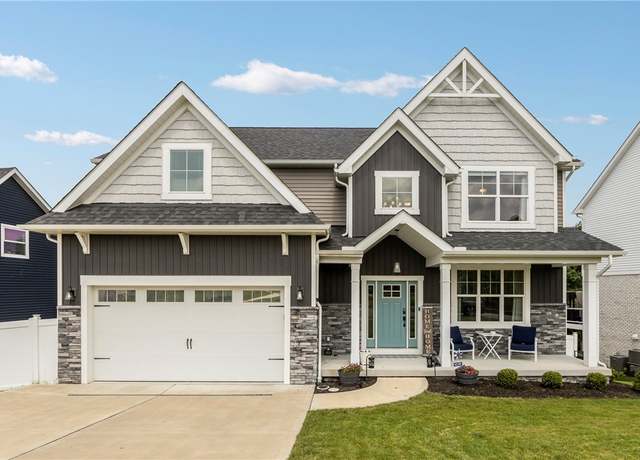 Property at 582 Forest Oaks Trl, North Huntingdon, PA 15642, 4 beds, 2.5 baths