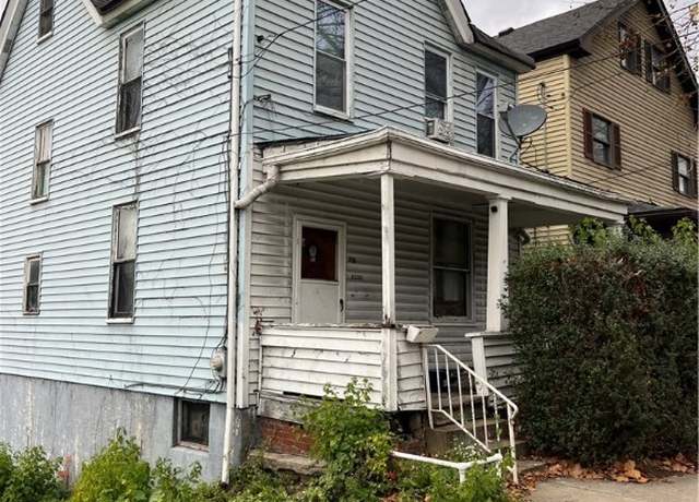 Property at 718 Ohio Ave, Glassport, PA 15045, 3 beds, 1 bath