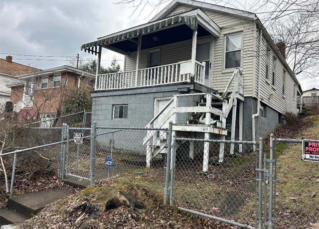 Property at 204 2nd St, Trafford, PA 15085, 2 beds, 1.5 baths