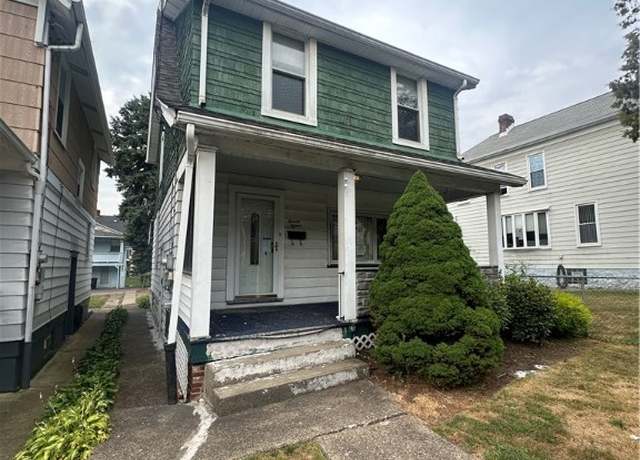 Property at 1115 Woodward Ave, Stowe Twp, PA 15136, 4 beds, 1 bath