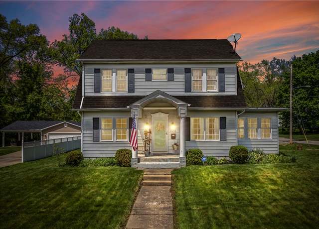 Property at 135 E Englewood Ave, New Castle/1st, PA 16105, 3 beds, 1.5 baths