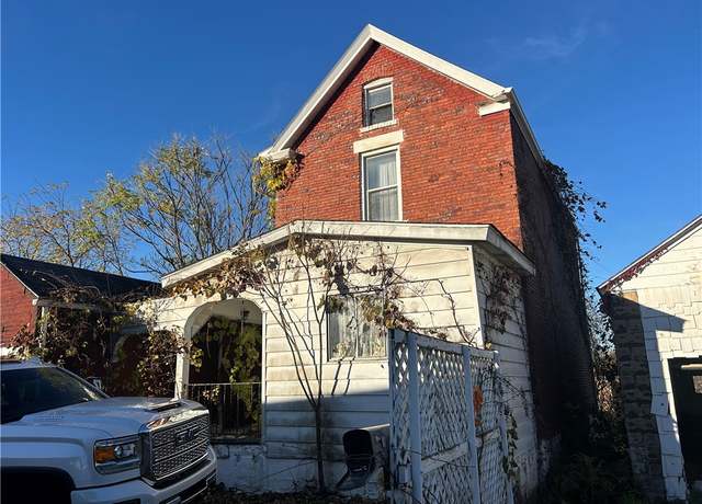 Property at 528 Ontario St, Monessen, PA 15062, 3 beds, 1 bath
